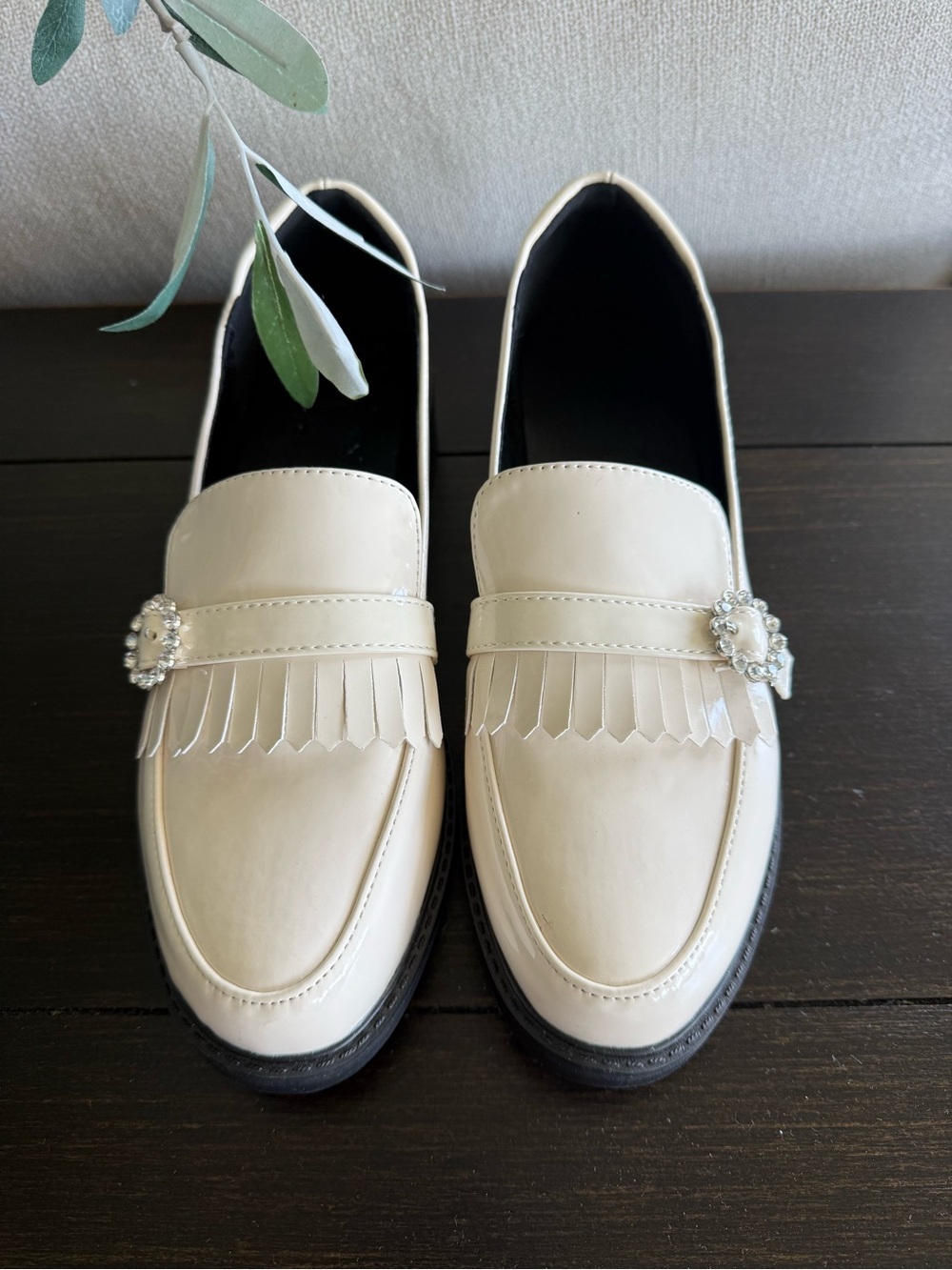 Cream Fringe Loafer Flats with Crystal Buckle new